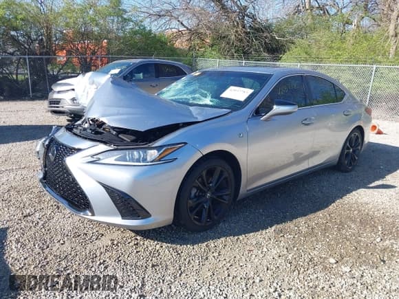 ✅ 2022 Lexus ES 350 F Sport • VIN: 58AGZ1B14NU119660 • Lot: 42037785. Listed on IAAI with 33,055 mi. Free auction sales archive from the USA and detailed vehicle history report at DreamBid. Image 20.