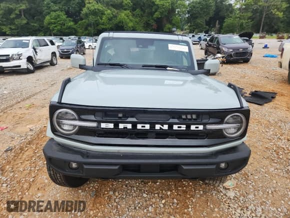 ✅ 2024 Ford Bronco Outer Banks • VIN: 1FMDE8BH0RLB52565 • Lot: 67554925. Listed on Copart with 18,525 mi. Free auction sales archive from the USA and detailed vehicle history report at DreamBid. Image 5.