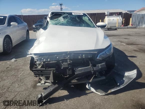 ✅ 2021 Nissan Sentra SV • VIN: 3N1AB8CV4MY245029 • Lot: 56207095. Listed on Copart with 37,642 mi. Free auction sales archive from the USA and detailed vehicle history report at DreamBid. Image 5.