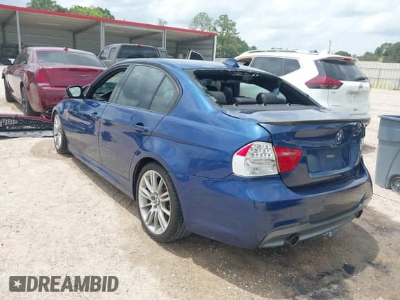 ✅ 2011 BMW 3 Series 335d • VIN: WBAPN7C57BA781514 • Lot: 42298123. Wystawiony na IAAI z przebiegiem Nie podano. Bezpłatny archiwum sprzedaży aukcyjnych z USA i szczegółowy raport historii pojazdu na DreamBid. Zdjęcie 3.