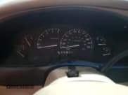 ✅ 2000 Ford Explorer Eddie Bauer • VIN: 1FMZU74EXYZC65540 • Lot: 46847265. Wystawiony na Copart z przebiegiem 213 255 mil. Bezpłatny archiwum sprzedaży aukcyjnych z USA i szczegółowy raport historii pojazdu na DreamBid. Zdjęcie 9.