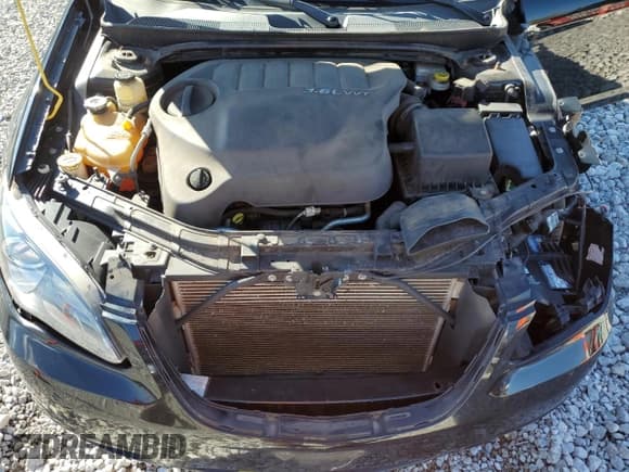 ✅ 2012 Chrysler 200 S • VIN: 1C3CCBHGXCN271158 • Lot: 87257915. Listed on Copart with 149,345 mi. Free auction sales archive from the USA and detailed vehicle history report at DreamBid. Image 11.