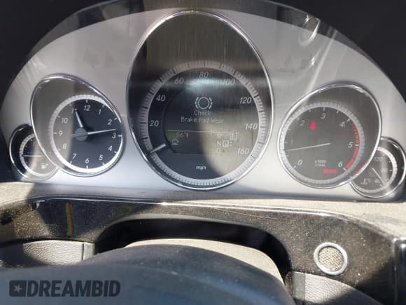 ✅ 2011 Mercedes-Benz E 350 Luxury • VIN: WDDHF2EB2BA295080 • Лот: 42430874. Опубликован ранее на IAAI с пробегом 263 106 миль. Бесплатный доступ к архиву аукционных продаж из США и подробный отчёт об истории автомобиля на DreamBid. Изображение 7.