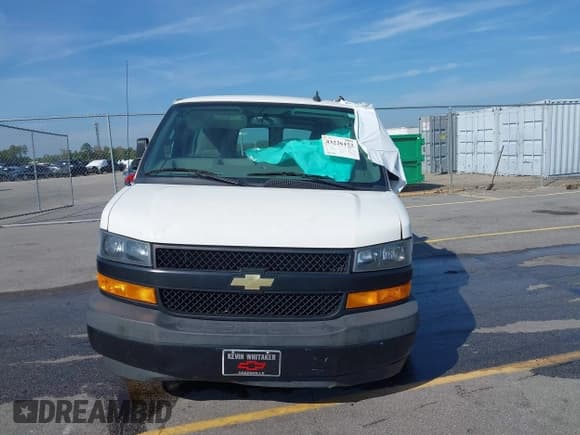✅ 2020 Chevrolet Express Cargo • VIN: 1GCWGAFG8L1245501 • Lot: 43226152. Listed on IAAI with 104,247 mi. Free auction sales archive from the USA and detailed vehicle history report at DreamBid. Image 13.