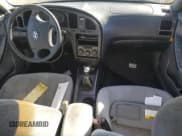 ✅ 2005 Hyundai Elantra GLS • VIN: KMHDN46D65U077892 • Lot: 89506255. Wystawiony na Copart z przebiegiem Nie podano. Bezpłatny archiwum sprzedaży aukcyjnych z USA i szczegółowy raport historii pojazdu na DreamBid. Zdjęcie 8.