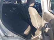 ✅ 2014 Kia Soul • VIN: KNDJN2A22E7740116 • Lot: 43641214. Wystawiony na IAAI z przebiegiem 118 775 mil. Bezpłatny archiwum sprzedaży aukcyjnych z USA i szczegółowy raport historii pojazdu na DreamBid. Zdjęcie 8.