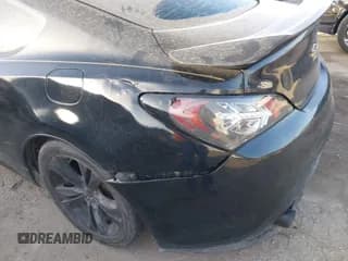 ✅ 2012 Hyundai Genesis Coupe 2.0T • VIN: KMHHT6KD0CU079157 • Lot: 41855345. Wystawiony na IAAI z przebiegiem 134 267 mil. Bezpłatny archiwum sprzedaży aukcyjnych z USA i szczegółowy raport historii pojazdu na DreamBid. Zdjęcie 6.