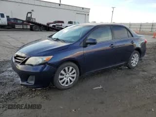✅ 2013 Toyota Corolla L • VIN: 5YFBU4EE4DP122526 • Лот: 93661625. Опубликован ранее на Copart с пробегом 115 163 миль. Бесплатный доступ к архиву аукционных продаж из США и подробный отчёт об истории автомобиля на DreamBid. Изображение 1.