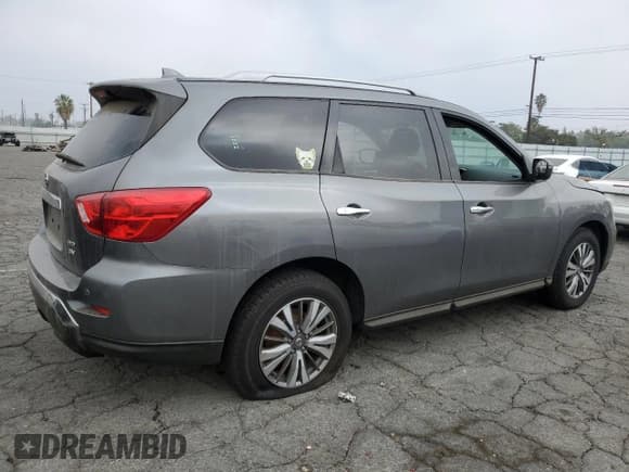 ✅ 2020 Nissan Pathfinder SV • VIN: 5N1DR2BM6LC606727 • Lot: 85785665. Listed on Copart with 110,103 mi. Free auction sales archive from the USA and detailed vehicle history report at DreamBid. Image 3.