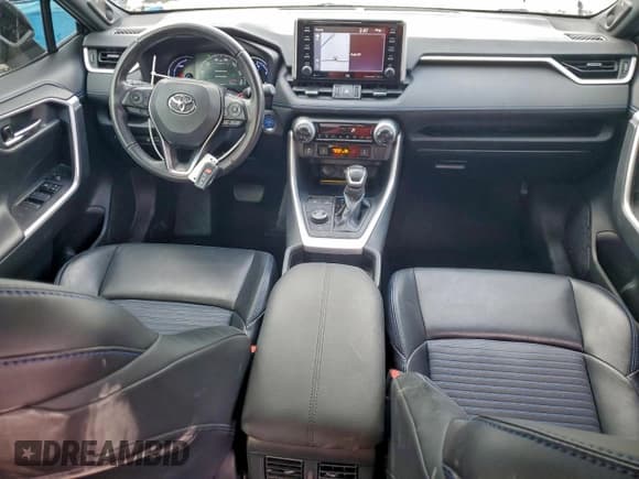 ✅ 2021 Toyota RAV4 Hybrid XSE • VIN: 2T3E6RFV6MW006401 • Lot: 90100615. Listed on Copart with 92,977 mi. Free auction sales archive from the USA and detailed vehicle history report at DreamBid. Image 8.