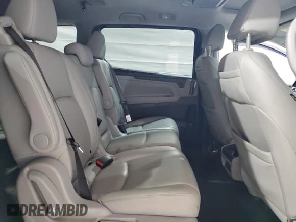 ✅ 2020 Honda Odyssey Touring • VIN: 5FNRL6H86LB003292 • Lot: 61835955. Listed on Copart with 82,219 mi. Free auction sales archive from the USA and detailed vehicle history report at DreamBid. Image 11.