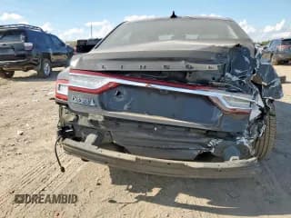 ✅ 2019 Lincoln Continental Black Label • VIN: 1LN6L9AP4K5605450 • Lot: 82273605. Listed on Copart with 106,806 mi. Free auction sales archive from the USA and detailed vehicle history report at DreamBid. Image 6.