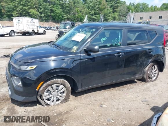 ✅ 2021 Kia Soul LX • VIN: KNDJ22AU2M7746149 • Lot: 42511803. Listed on IAAI with 50,983 mi. Free auction sales archive from the USA and detailed vehicle history report at DreamBid. Image 14.