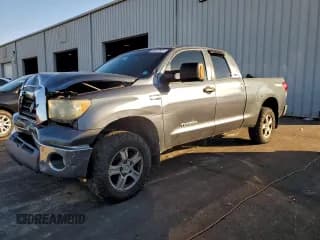 ✅ 2007 Toyota Tundra SR5 • VIN: 5TFRV54177X018165 • Lot: 96347605. Listed on Copart with 252,204 mi. Free auction sales archive from the USA and detailed vehicle history report at DreamBid. Image 1.