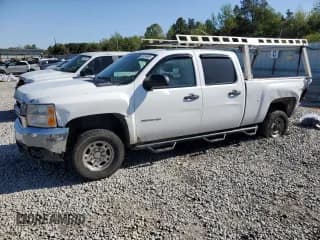✅ 2010 Chevrolet Silverado 2500HD Work Truck • VIN: 1GC4KVBG2AF138589 • Лот: 52074695. Опубликован ранее на Copart с пробегом 328 916 миль. Бесплатный доступ к архиву аукционных продаж из США и подробный отчёт об истории автомобиля на DreamBid. Изображение 1.