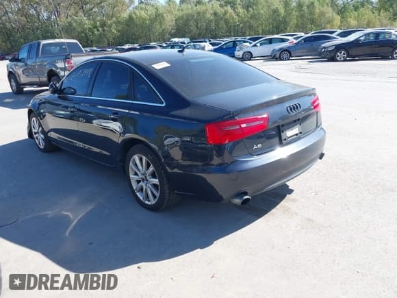 ✅ 2014 Audi A6 Premium Plus • VIN: WAUGFAFC8EN048311 • Lot: 43492448. Wystawiony na IAAI z przebiegiem 100 467 mil. Bezpłatny archiwum sprzedaży aukcyjnych z USA i szczegółowy raport historii pojazdu na DreamBid. Zdjęcie 3.