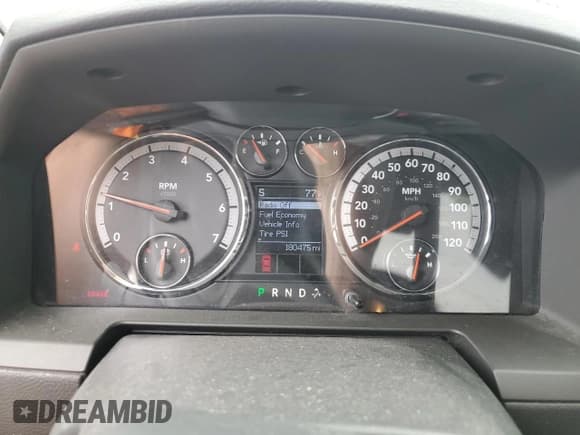 ✅ 2010 Dodge 1500 SLT • VIN: 1D7RV1CTXAS235585 • Lot: 56119565. Wystawiony na Copart z przebiegiem 180 475 mil. Bezpłatny archiwum sprzedaży aukcyjnych z USA i szczegółowy raport historii pojazdu na DreamBid. Zdjęcie 9.