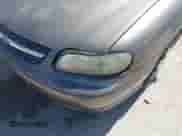 2000 Chevrolet Malibu z VIN 1G1ND52J4Y6170649, wystawiony jako IAAI lot #42821484 z przebiegiem 175 192 mil mil oraz . Historia ofert i sprzedaży dostępna na DreamBid. Obrazek 6.