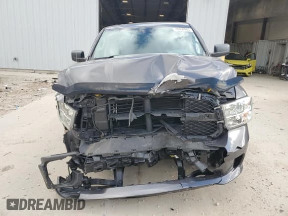 ✅ 2015 Ram 1500 Express • VIN: 1C6RR7FT4FS618983 • Lot: 90458985. Wystawiony na Copart z przebiegiem 75 040 mil. Bezpłatny archiwum sprzedaży aukcyjnych z USA i szczegółowy raport historii pojazdu na DreamBid. Zdjęcie 5.