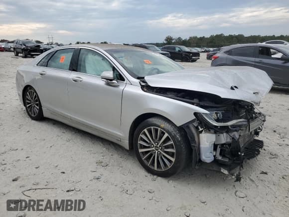 ✅ 2017 Lincoln MKZ Premiere • VIN: 3LN6L5A94HR605285 • Lot: 87421425. Wystawiony na Copart z przebiegiem 40 736 mil. Bezpłatny archiwum sprzedaży aukcyjnych z USA i szczegółowy raport historii pojazdu na DreamBid. Zdjęcie 4.