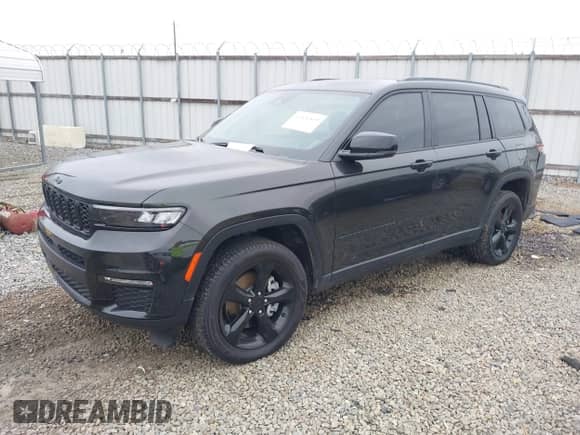 2024 Jeep Grand Cherokee Limited with VIN 1C4RJJBGXR8575743, listed as a IAAI auction lot 41520599 with 16,664 mi miles and . Bid and sale history available at DreamBid. Image 17.