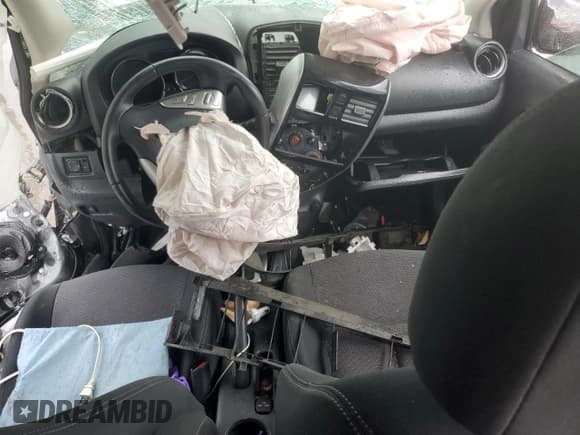 ✅ 2017 Nissan Versa SV • VIN: 3N1CN7AP1HL849686 • Lot: 57840005. Listed on Copart with Not provided. Free auction sales archive from the USA and detailed vehicle history report at DreamBid. Image 8.