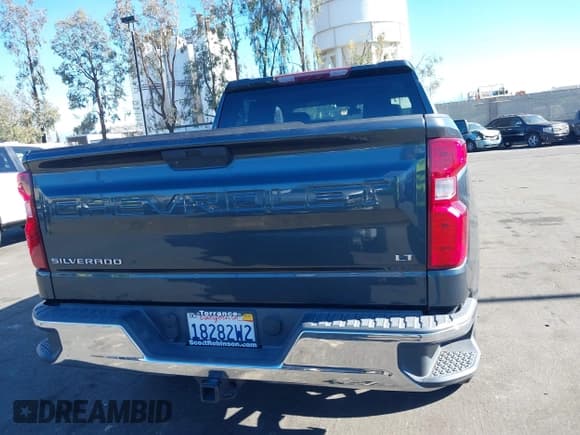✅ 2019 Chevrolet Silverado 1500 LT • VIN: 3GCPWCED3KG246503 • Лот: 43786103. Опубликован ранее на IAAI с пробегом 34 040 миль. Бесплатный доступ к архиву аукционных продаж из США и подробный отчёт об истории автомобиля на DreamBid. Изображение 16.