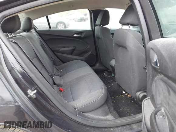 ✅ 2016 Chevrolet Cruze LS • VIN: 1G1BC5SM3G7262649 • Lot: 43556576. Listed on IAAI with 80,195 mi. Free auction sales archive from the USA and detailed vehicle history report at DreamBid. Image 8.