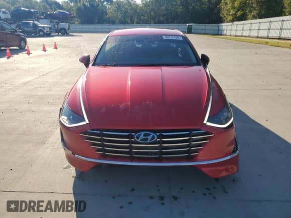 2020 Hyundai Sonata SE with VIN 5NPEG4JA3LH001599, listed as a Copart auction lot 80376125 with 136,010 mi miles and Salvage title. Bid and sale history available at DreamBid. Image 5.