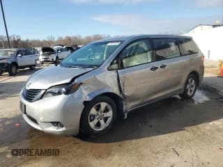 ✅ 2011 Toyota Sienna • VIN: 5TDZK3DC2BS155527 • Lot: 92802835. Listed on Copart with 155,581 mi. Free auction sales archive from the USA and detailed vehicle history report at DreamBid. Image 1.