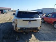 ✅ 2022 Ford Explorer ST-Line • VIN: 1FMSK7KH1NGA28074 • Lot: 41733112. Wystawiony na IAAI z przebiegiem 82 055 mil. Bezpłatny archiwum sprzedaży aukcyjnych z USA i szczegółowy raport historii pojazdu na DreamBid. Zdjęcie 6.