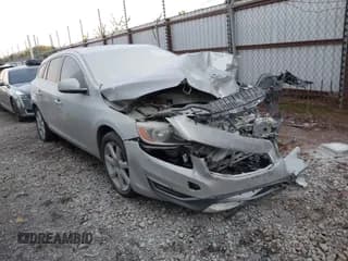 ✅ 2017 Volvo V60 Premier • VIN: YV140MEK6H1367679 • Lot: 43565651. Listed on IAAI with Not provided. Free auction sales archive from the USA and detailed vehicle history report at DreamBid. Image 1.