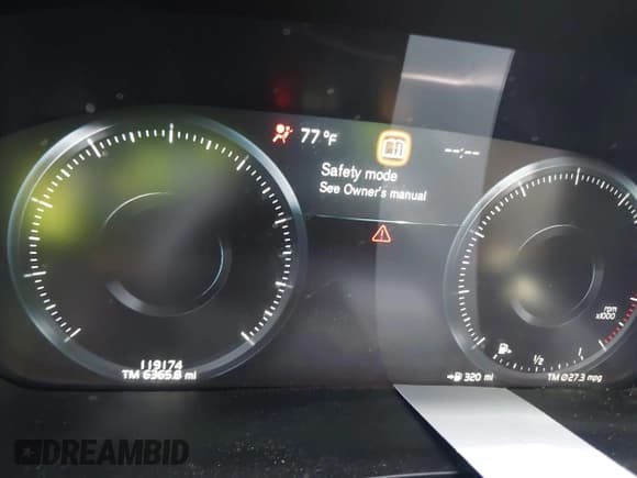 ✅ 2018 Volvo S90 Momentum • VIN: LVY992MK2JP036505 • Лот: 43608517. Опубликован ранее на IAAI с пробегом 119 174 миль. Бесплатный доступ к архиву аукционных продаж из США и подробный отчёт об истории автомобиля на DreamBid. Изображение 7.