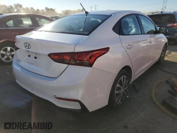 ✅ 2020 Hyundai Accent SE • VIN: 3KPC24A68LE104992 • Лот: 76080674. Опубликован ранее на Copart с пробегом 78 288 миль. Бесплатный доступ к архиву аукционных продаж из США и подробный отчёт об истории автомобиля на DreamBid. Изображение 3.