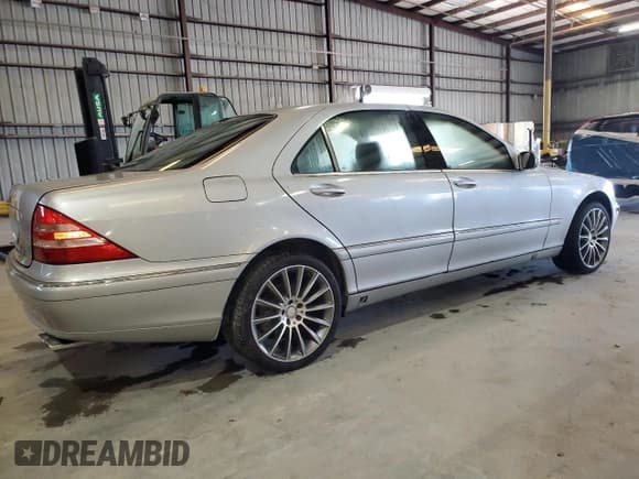 ✅ 2000 Mercedes-Benz S 320/430/500 • VIN: WDBNG70J9YA048782 • Lot: 64287955. Listed on Copart with Not provided. Free auction sales archive from the USA and detailed vehicle history report at DreamBid. Image 3.