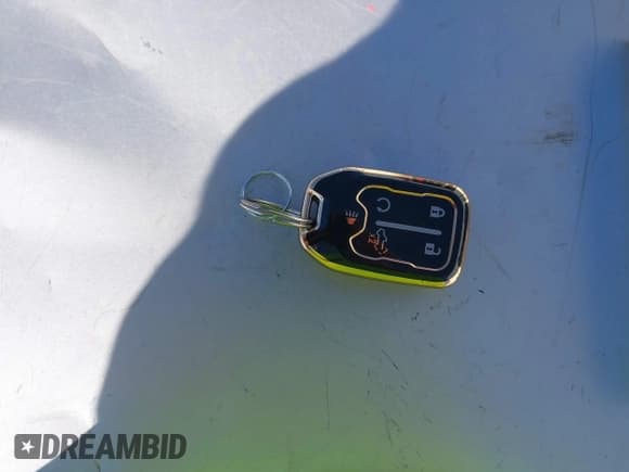 ✅ 2019 Chevrolet Silverado 1500 LT • VIN: 3GCPWCED1KG309680 • Lot: 43512317. Listed on IAAI with 84,209 mi. Free auction sales archive from the USA and detailed vehicle history report at DreamBid. Image 11.