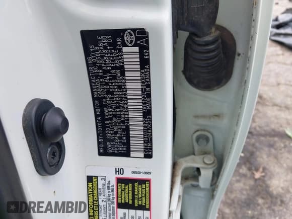 ✅ 2015 Toyota Corolla LE • VIN: 2T1BURHE8FC345082 • Lot: 43055448. Listed on IAAI with 121,072 mi. Free auction sales archive from the USA and detailed vehicle history report at DreamBid. Image 9.