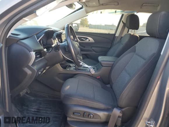 ✅ 2018 Chevrolet Traverse LT Cloth • VIN: 1GNERGKW7JJ180019 • Lot: 74808624. Wystawiony na Copart z przebiegiem 91 350 mil. Bezpłatny archiwum sprzedaży aukcyjnych z USA i szczegółowy raport historii pojazdu na DreamBid. Zdjęcie 7.