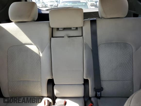 ✅ 2018 Hyundai Santa Fe 2.4L • VIN: 5XYZU3LB0JG521855 • Лот: 59522673. Опубликован ранее на Copart с пробегом 81 482 миль. Бесплатный доступ к архиву аукционных продаж из США и подробный отчёт об истории автомобиля на DreamBid. Изображение 10.