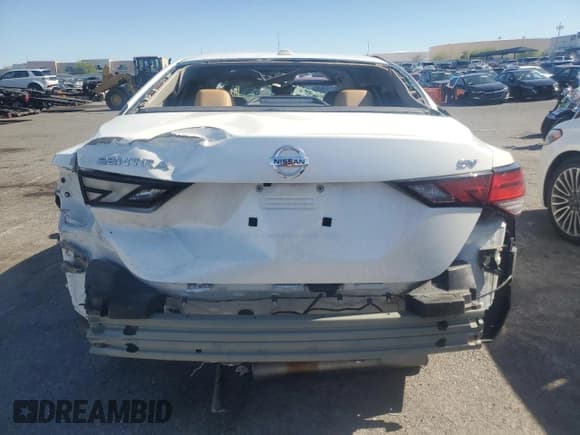 ✅ 2021 Nissan Sentra SV • VIN: 3N1AB8CV4MY245029 • Lot: 56207095. Listed on Copart with 37,642 mi. Free auction sales archive from the USA and detailed vehicle history report at DreamBid. Image 6.