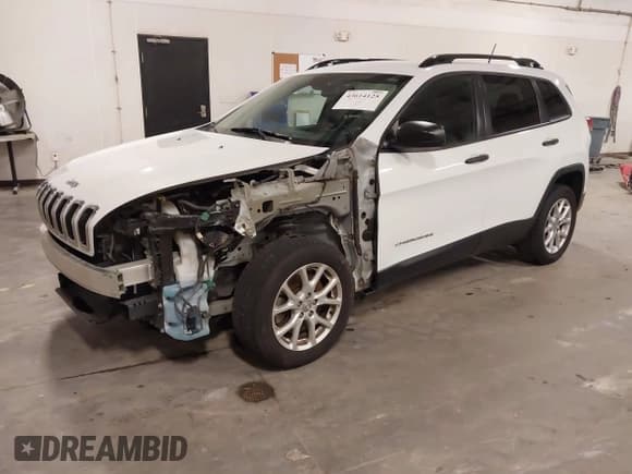 ✅ 2016 Jeep Cherokee Sport • VIN: 1C4PJLAB7GW212267 • Lot: 43614125. Listed on IAAI with 114,058 mi. Free auction sales archive from the USA and detailed vehicle history report at DreamBid. Image 2.