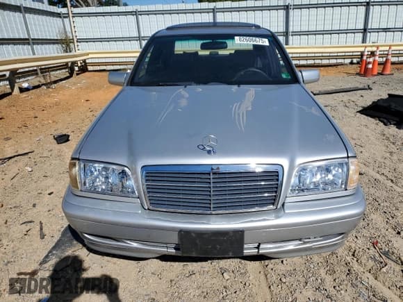✅ 1999 Mercedes-Benz C 230/260/280/320 • VIN: WDBHA29G3XA678028 • Лот: 82606675. Опубликован ранее на Copart с пробегом 246 136 миль. Бесплатный доступ к архиву аукционных продаж из США и подробный отчёт об истории автомобиля на DreamBid. Изображение 5.