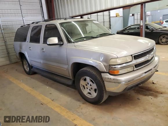 ✅ 2004 Chevrolet Suburban LT • VIN: 1GNEC16Z34J179585 • Лот: 60491664. Опубликован ранее на Copart с пробегом Не указан. Бесплатный доступ к архиву аукционных продаж из США и подробный отчёт об истории автомобиля на DreamBid. Изображение 4.
