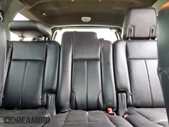 ✅ 2016 Ford Expedition XLT • VIN: 1FMJU1HT5GEF16893 • Lot: 81395635. Listed on Copart with 182,193 mi. Free auction sales archive from the USA and detailed vehicle history report at DreamBid. Image 10.