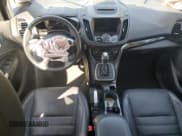 ✅ 2018 Ford C-Max Titanium • VIN: 1FADP5DU6JL105882 • Lot: 52402735. Wystawiony na Copart z przebiegiem Nie podano. Bezpłatny archiwum sprzedaży aukcyjnych z USA i szczegółowy raport historii pojazdu na DreamBid. Zdjęcie 8.