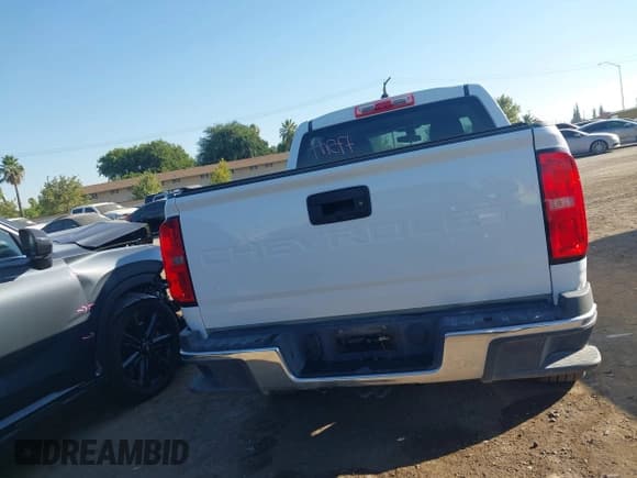 ✅ 2022 Chevrolet Colorado 2WD Work Truck • VIN: 1GCGSBEA3N1307248 • Лот: 42708837. Опубликован ранее на IAAI с пробегом 21 543 миль. Бесплатный доступ к архиву аукционных продаж из США и подробный отчёт об истории автомобиля на DreamBid. Изображение 16.