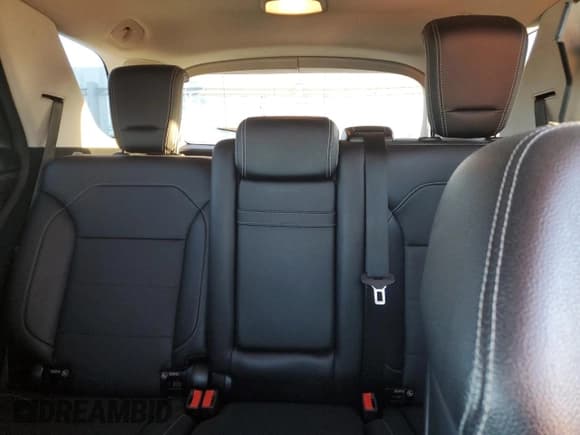 ✅ 2014 Mercedes-Benz M 550 • VIN: 4JGDA7DB4EA341790 • Lot: 92565305. Wystawiony na Copart z przebiegiem 85 404 mil. Bezpłatny archiwum sprzedaży aukcyjnych z USA i szczegółowy raport historii pojazdu na DreamBid. Zdjęcie 10.