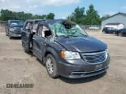 ✅ 2014 Chrysler Town & Country Touring L • VIN: 2C4RC1CG4ER470512 • Lot: 42977843. Wystawiony na IAAI z przebiegiem Nie podano. Bezpłatny archiwum sprzedaży aukcyjnych z USA i szczegółowy raport historii pojazdu na DreamBid. Zdjęcie 1.
