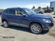 ✅ 2013 Volkswagen Tiguan SE • VIN: WVGBV7AX8DW537972 • Lot: 66581945. Listed on Copart with 167,188 mi. Free auction sales archive from the USA and detailed vehicle history report at DreamBid. Image 4.
