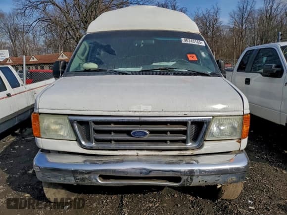 ✅ 2004 Ford Econoline Cargo • VIN: 1FTNS24L94HB45416 • Lot: 96743165. Listed on Copart with 295,444 mi. Free auction sales archive from the USA and detailed vehicle history report at DreamBid. Image 5.